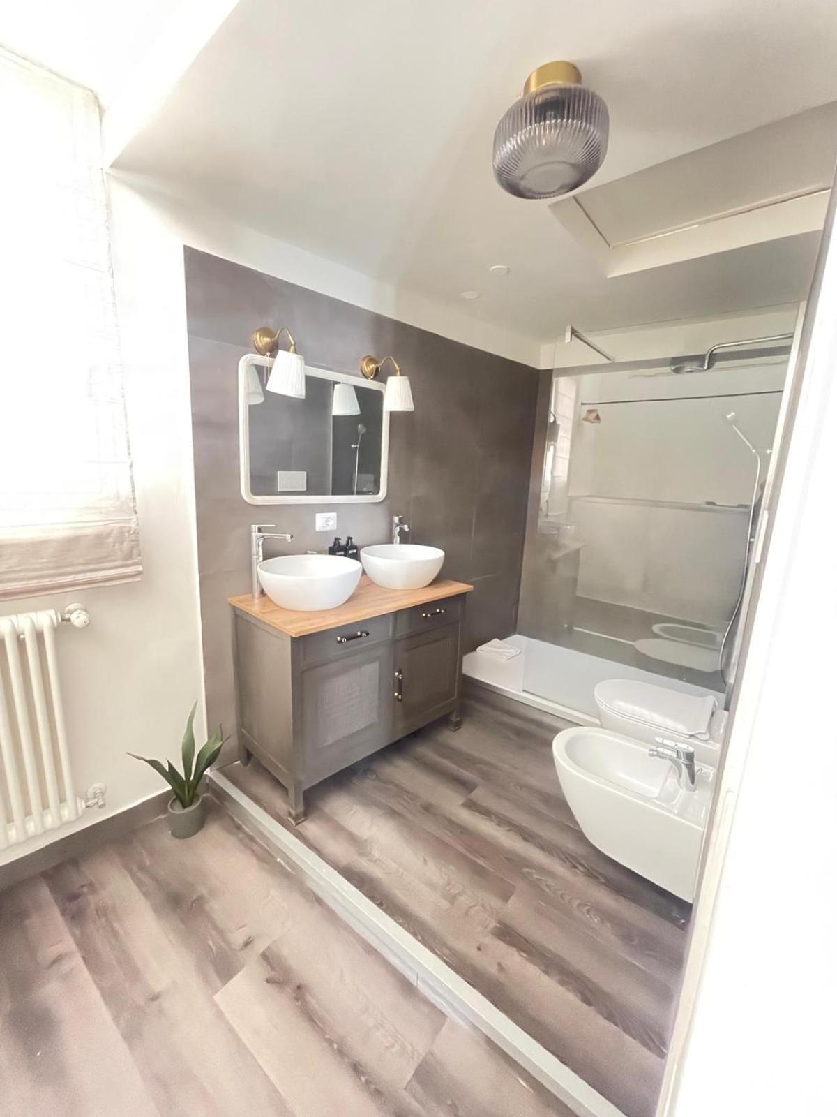 Lucilla'S Suite San Pietro Station 罗马 外观 照片